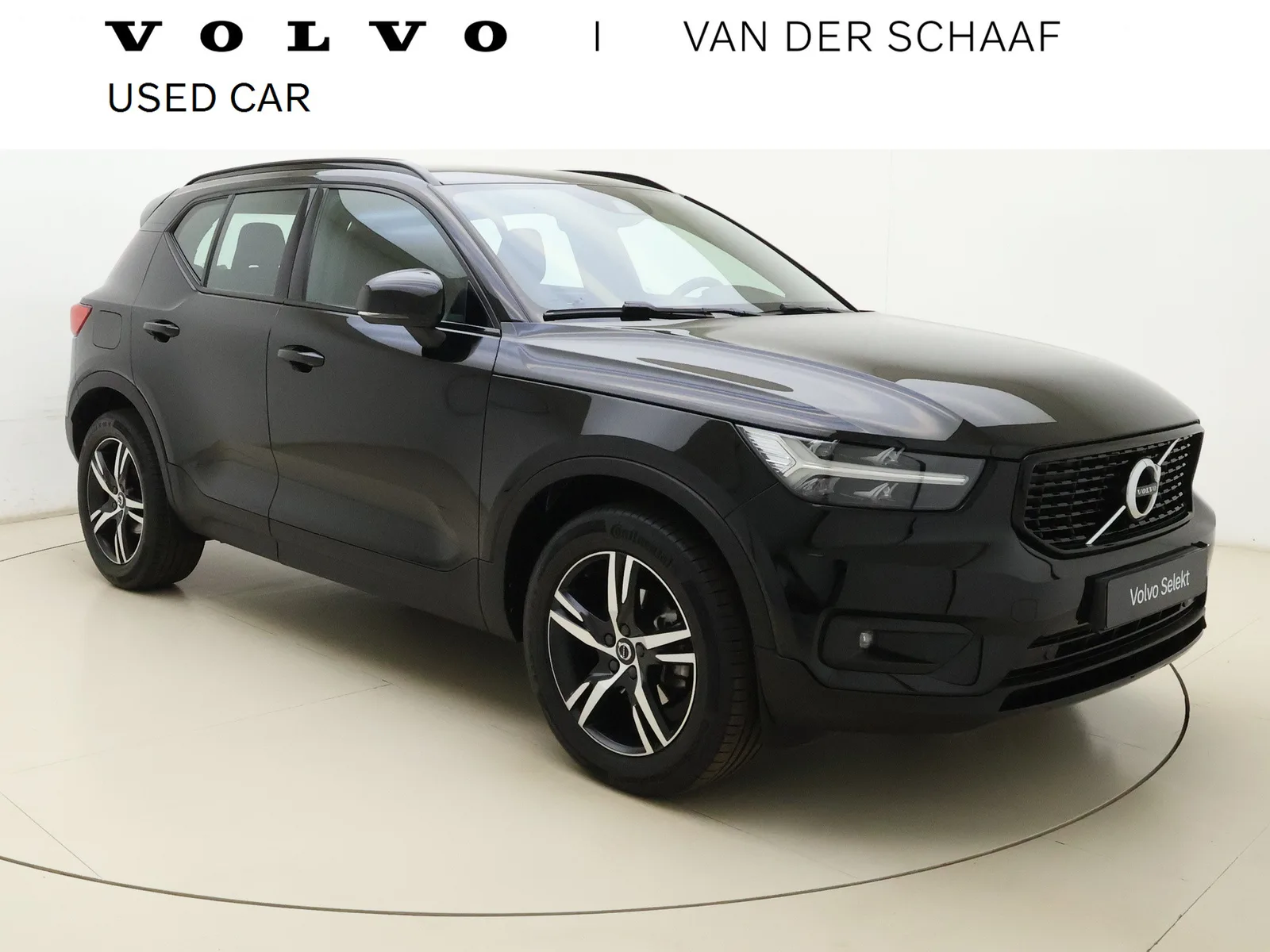 Volvo XC40 (2021) — foto 1
