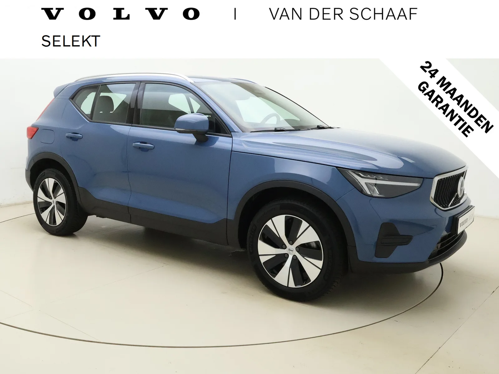 Volvo XC40 (2025) — foto 1