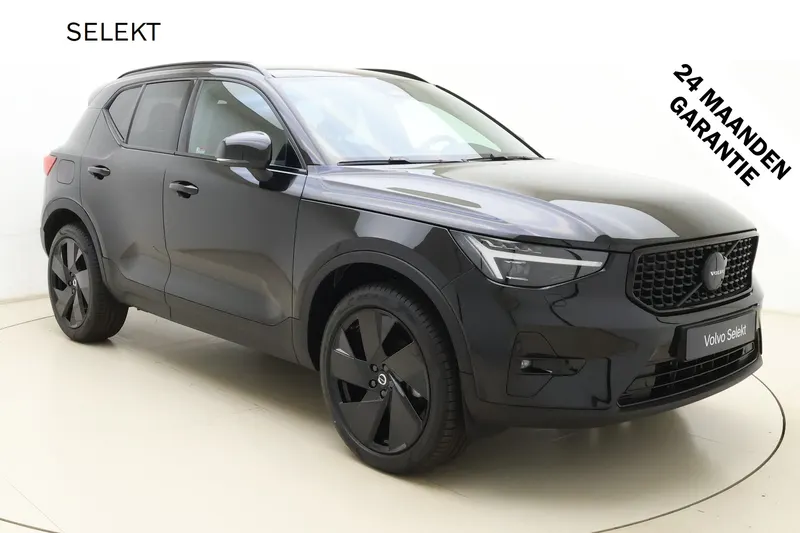 Volvo XC40 (2025)