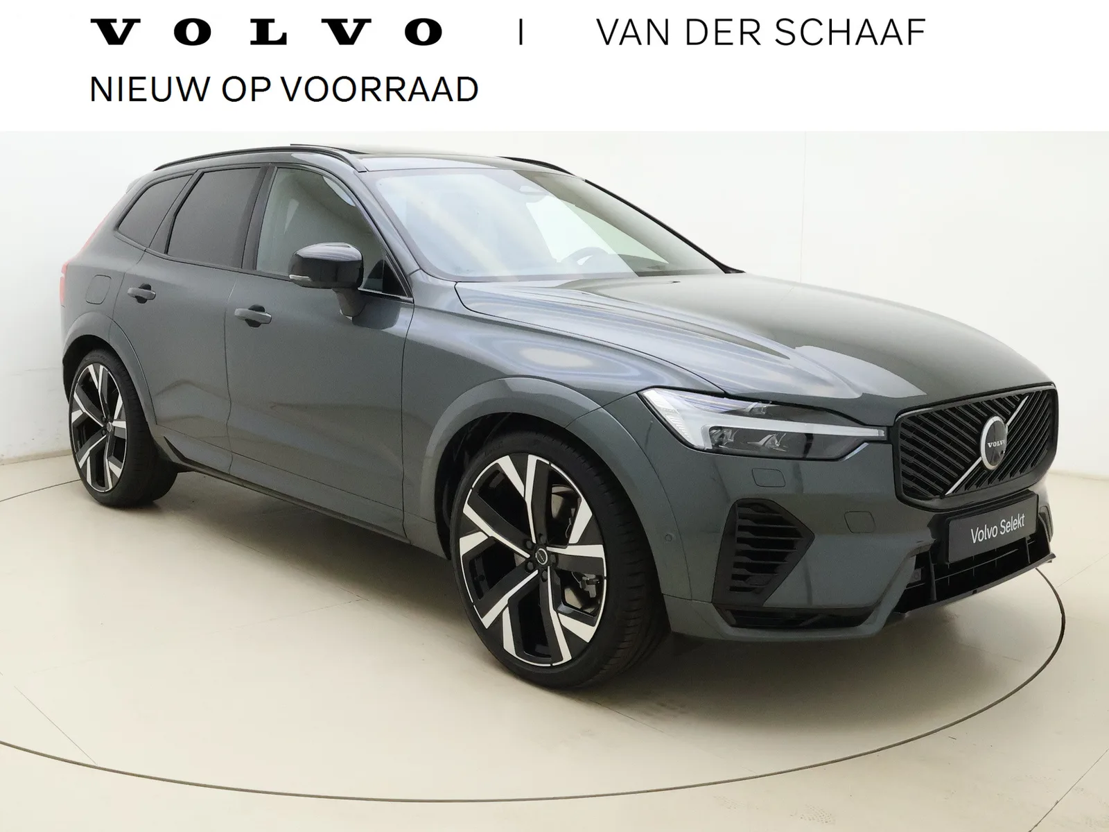 Volvo XC60 (2026) — foto 1