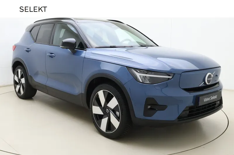 Volvo XC40 (2023)