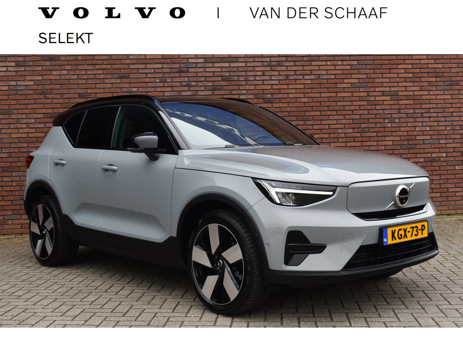 Volvo EX40 (2026) — foto 1