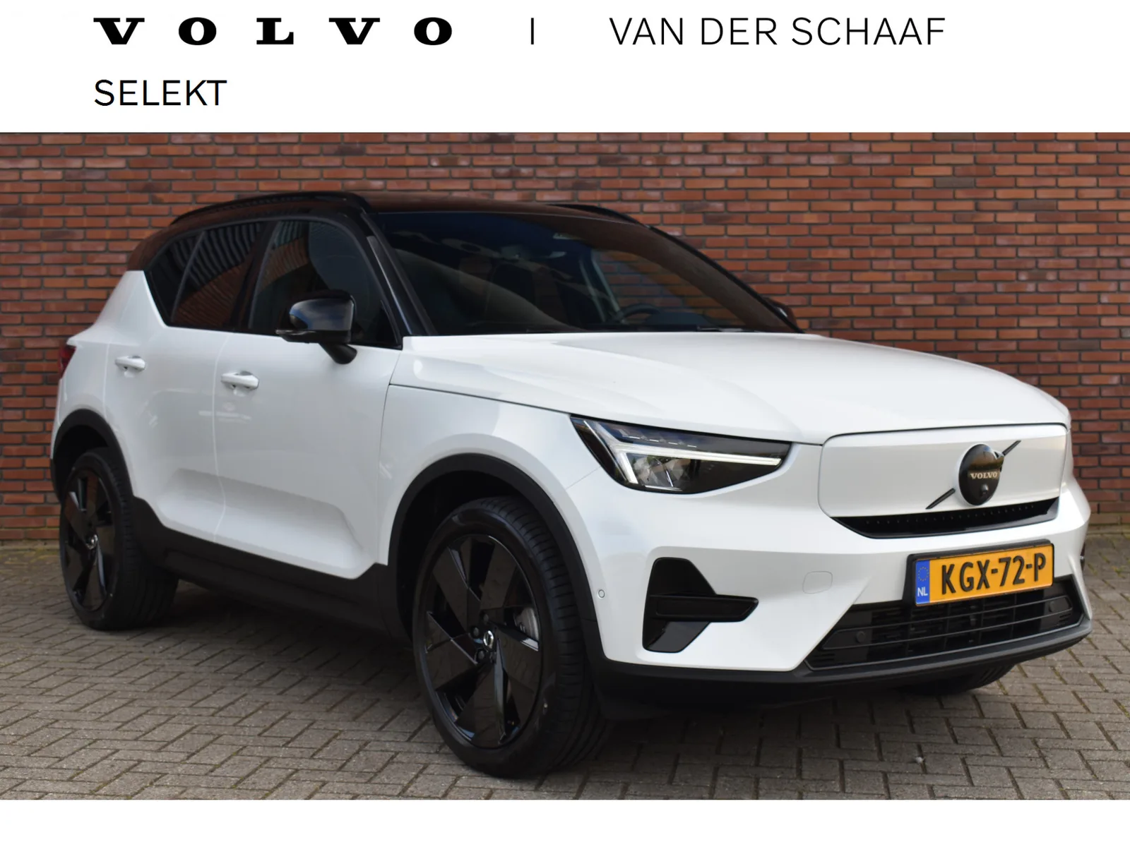 Volvo EX40 (2026) — foto 1