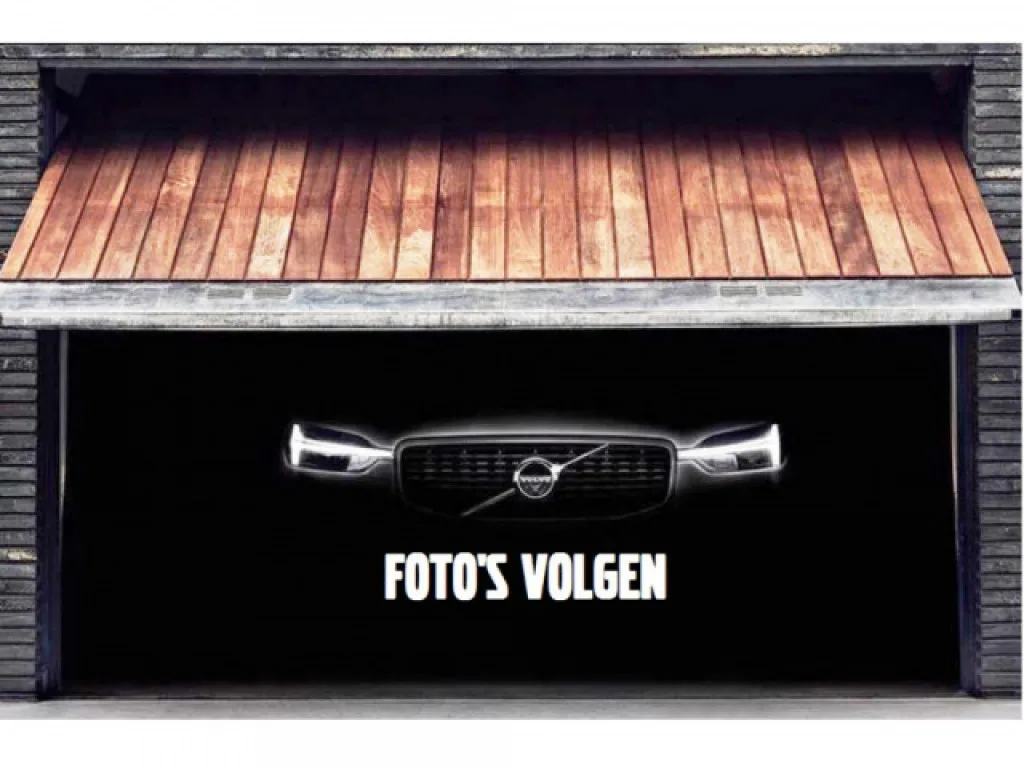 Volvo EX40 (2025) — foto 1
