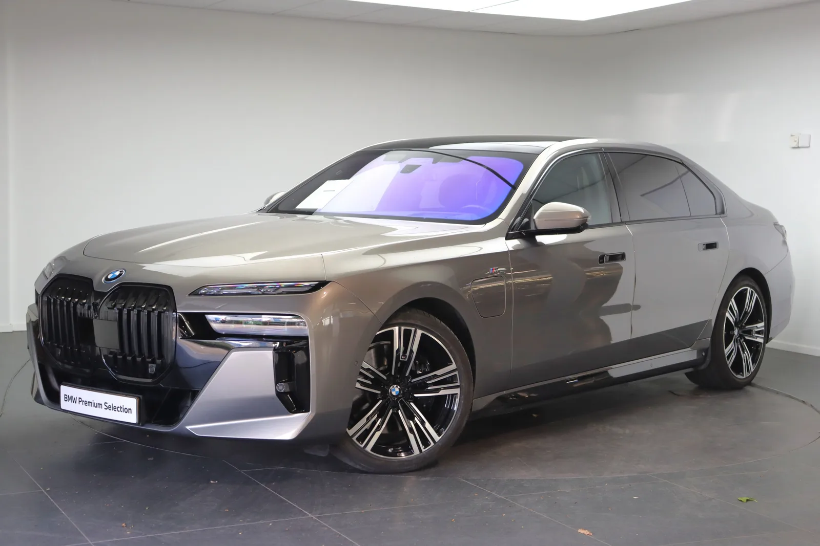 BMW 7-Serie (2023) — foto 1