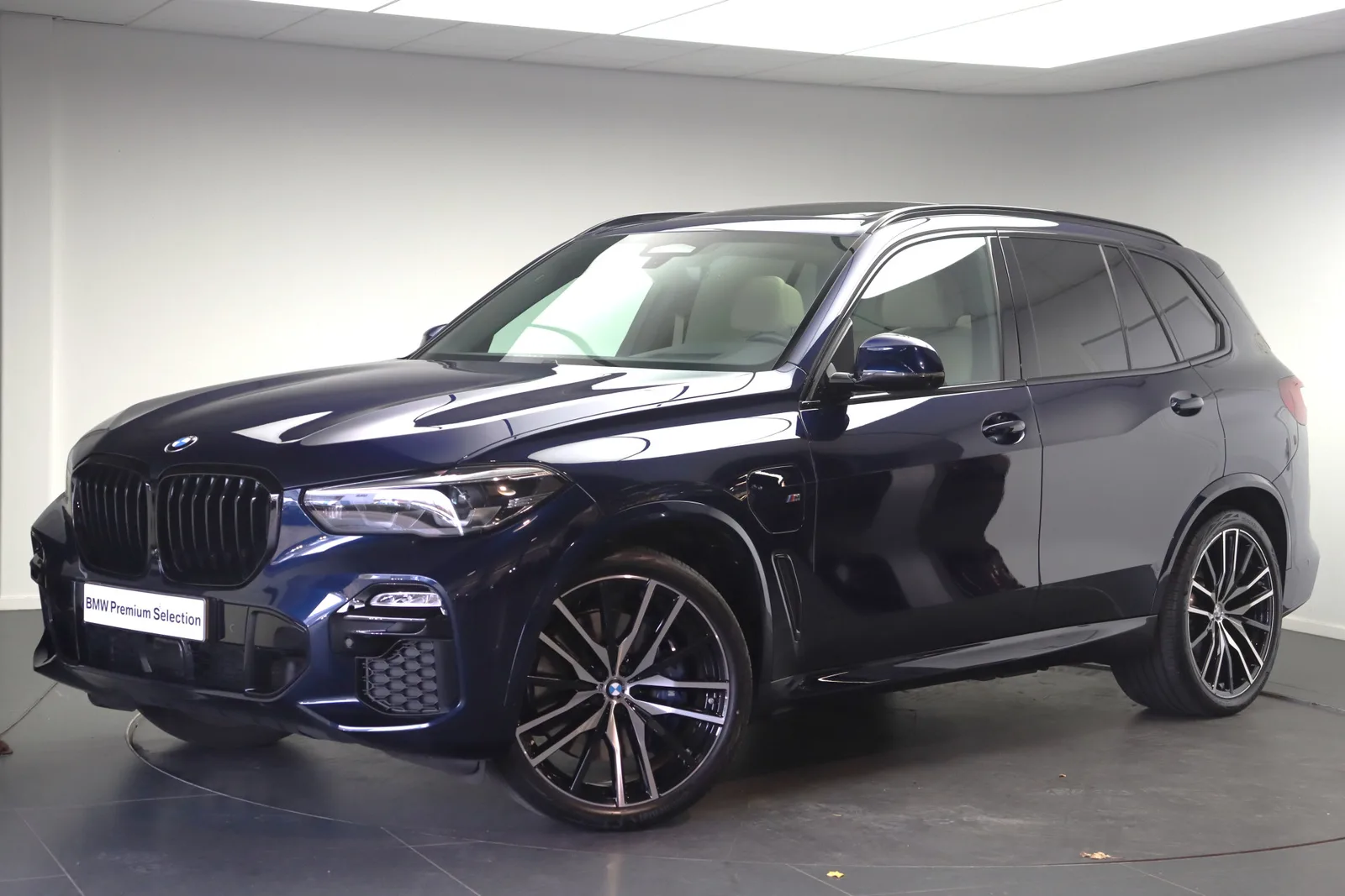 BMW X5 (2021) — foto 1