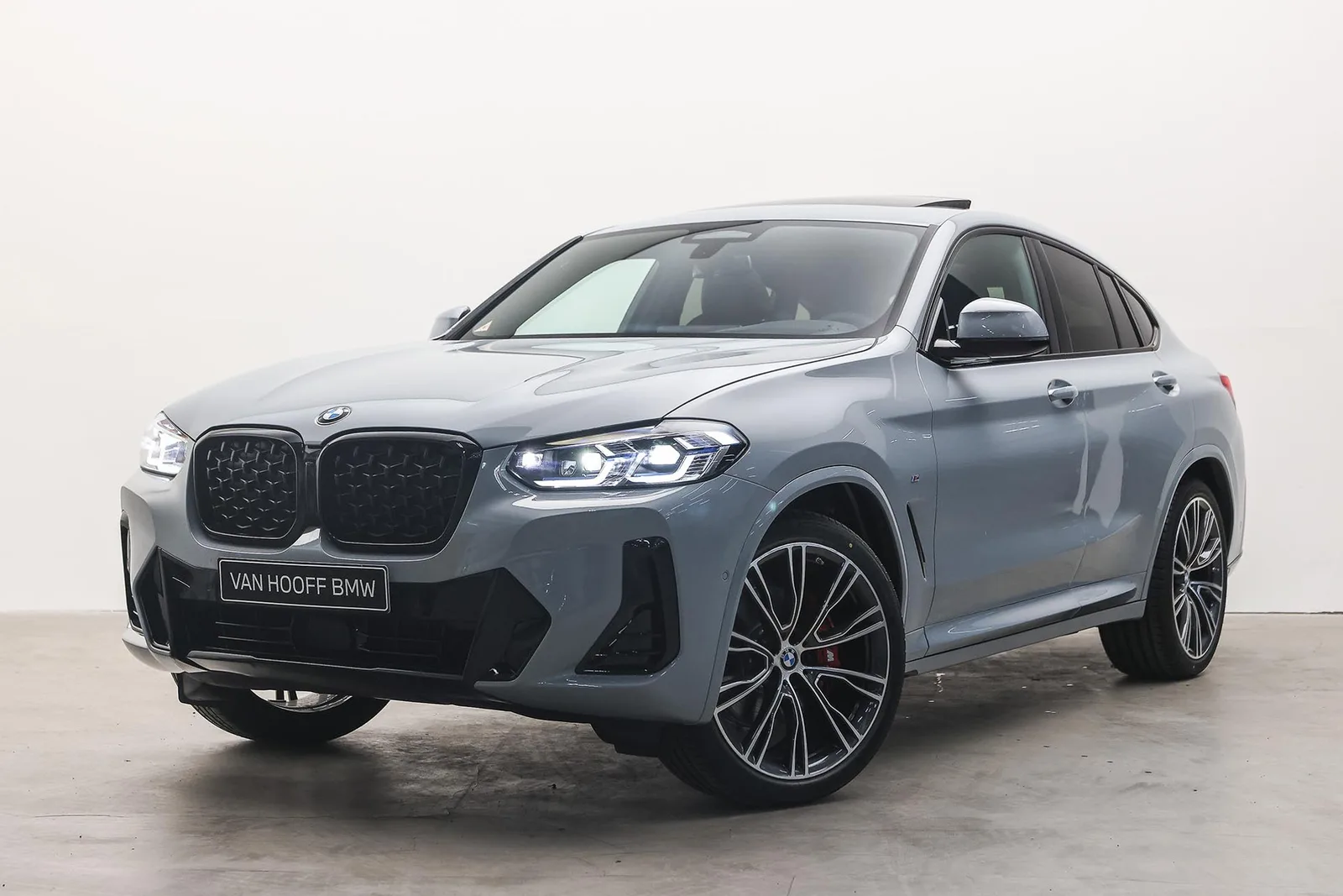 BMW X4 (2026) — foto 1