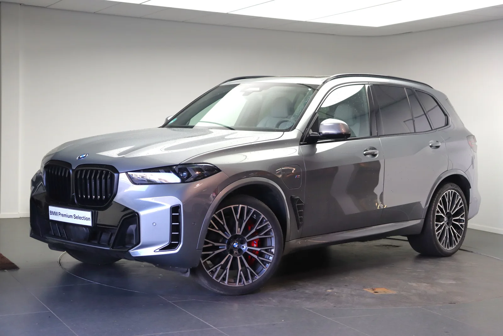 BMW X5 (2025) — foto 1