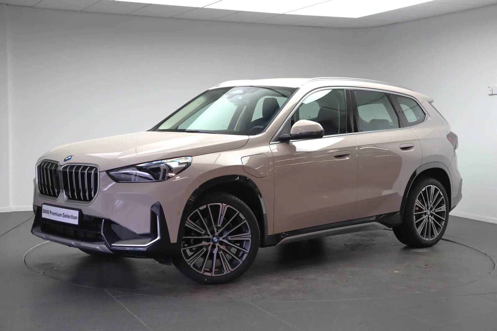 BMW X1 (2026) — foto 1
