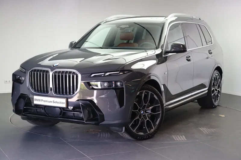 BMW X7 (2025)