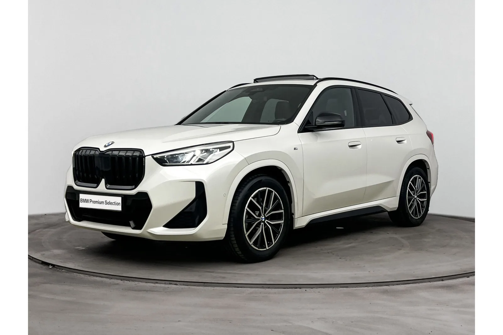 BMW X1 (2023) — foto 1