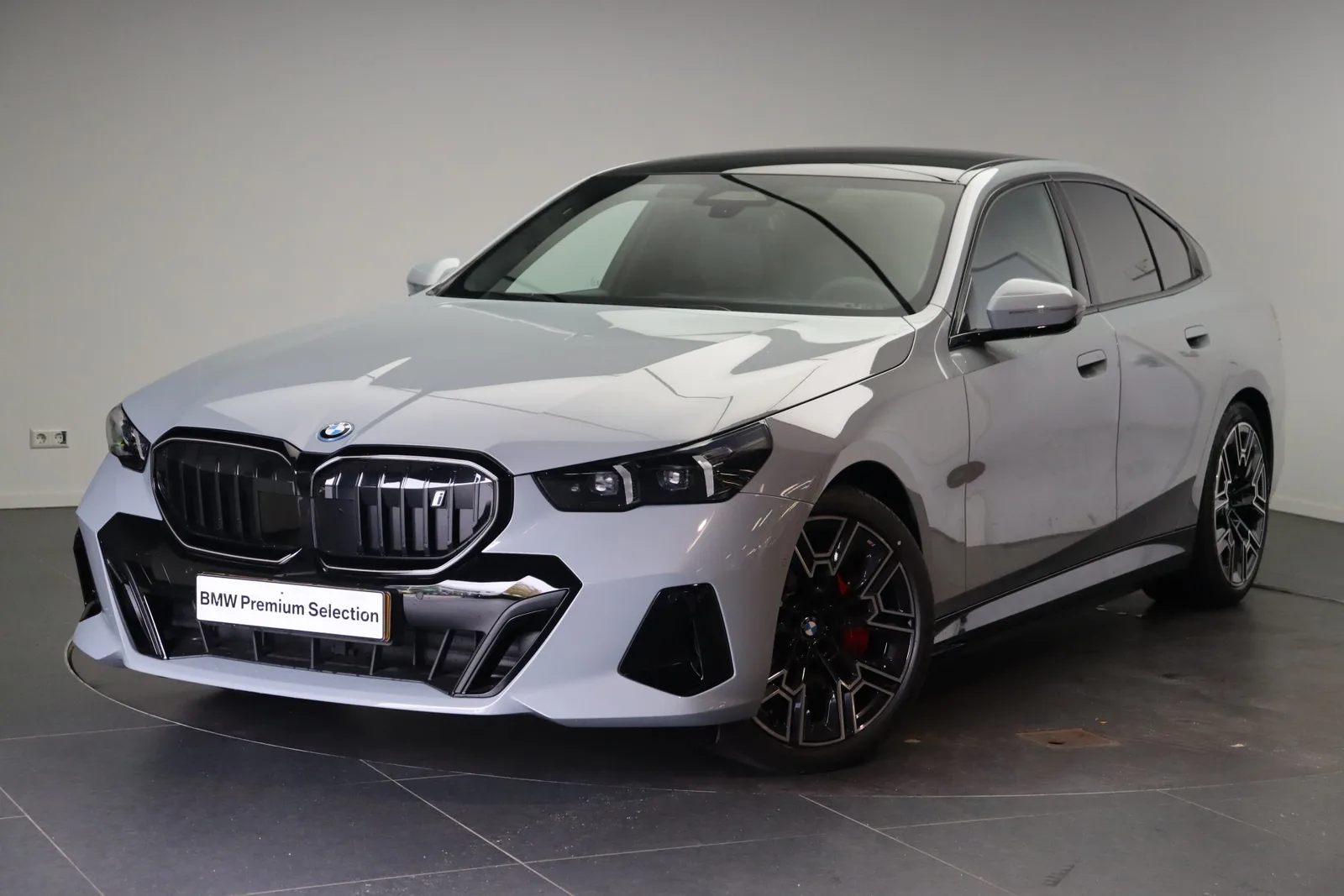 BMW i5 (2026) — foto 1