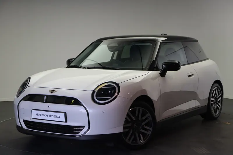 MINI Hatchback (2024)