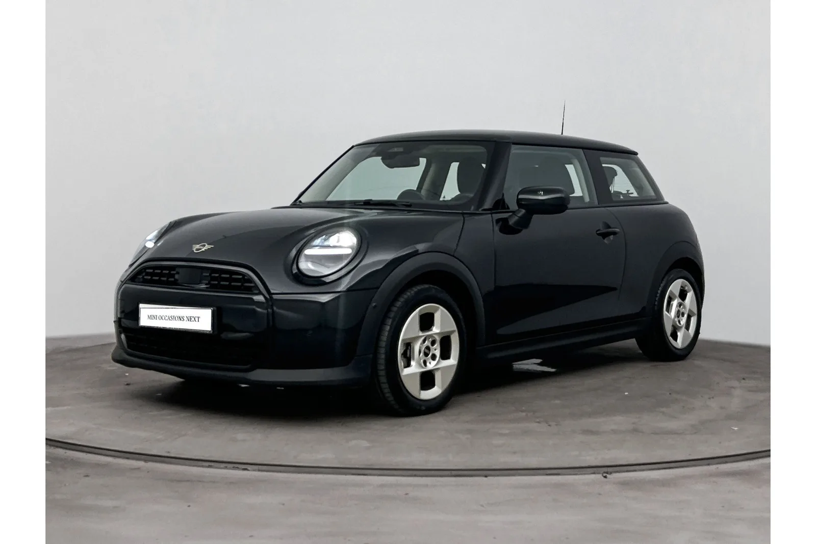 MINI Hatchback (2024) — foto 1