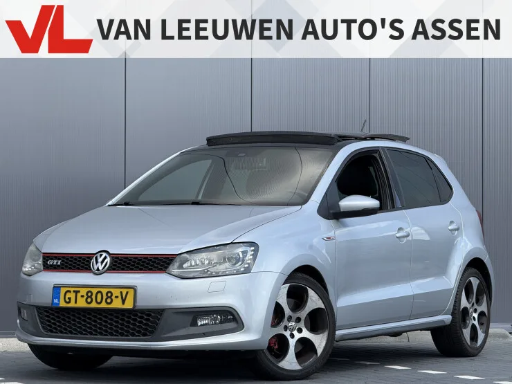Volkswagen Polo (2014) — foto 1