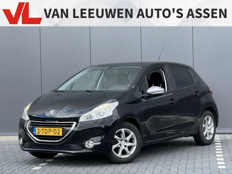 Peugeot 208 (2014) — foto 1