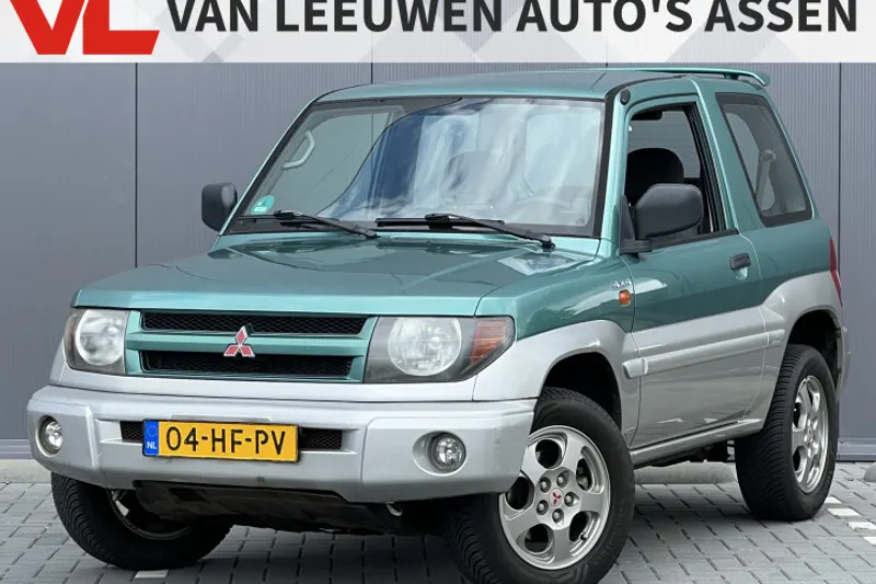 Mitsubishi Pajero (2001)