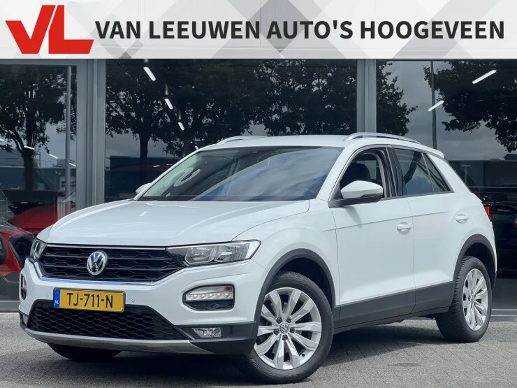 Volkswagen T-Roc (2018) — foto 1