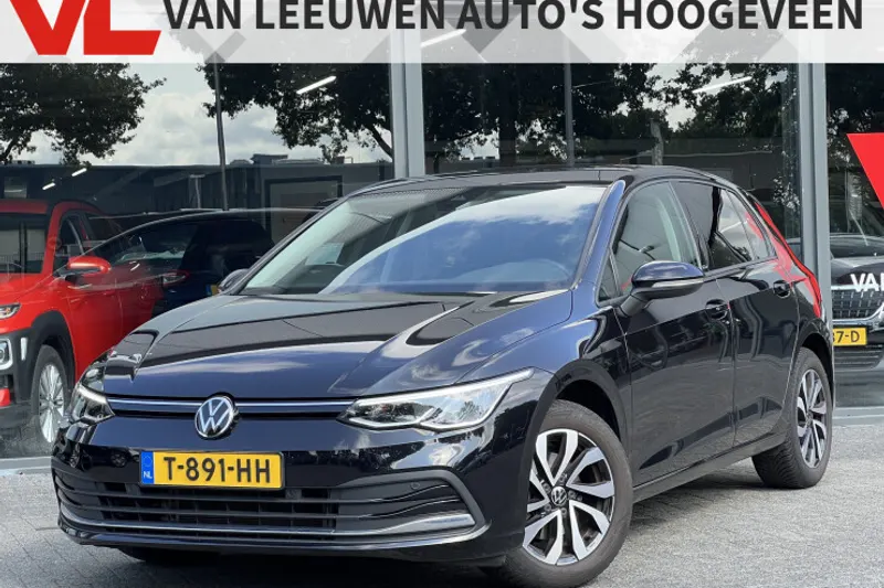 Volkswagen Golf (2022)