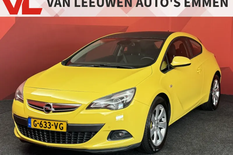 Opel Astra (2011)