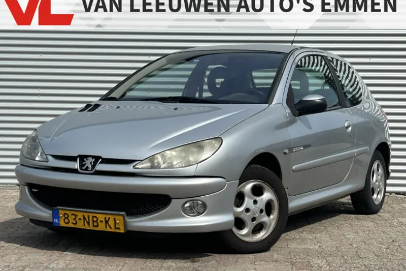 Peugeot 206 (2003)