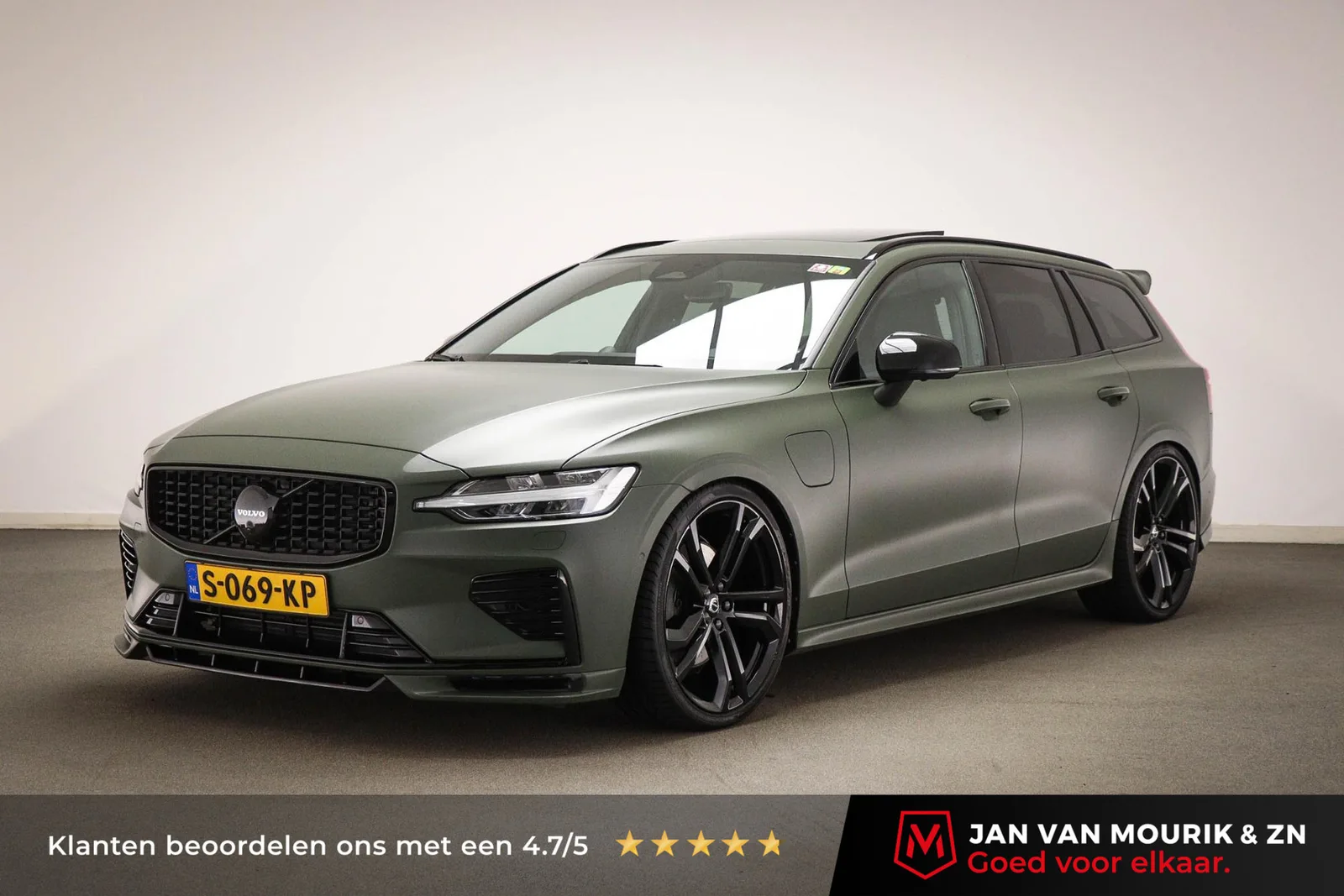 Volvo V60 (2023) — foto 1