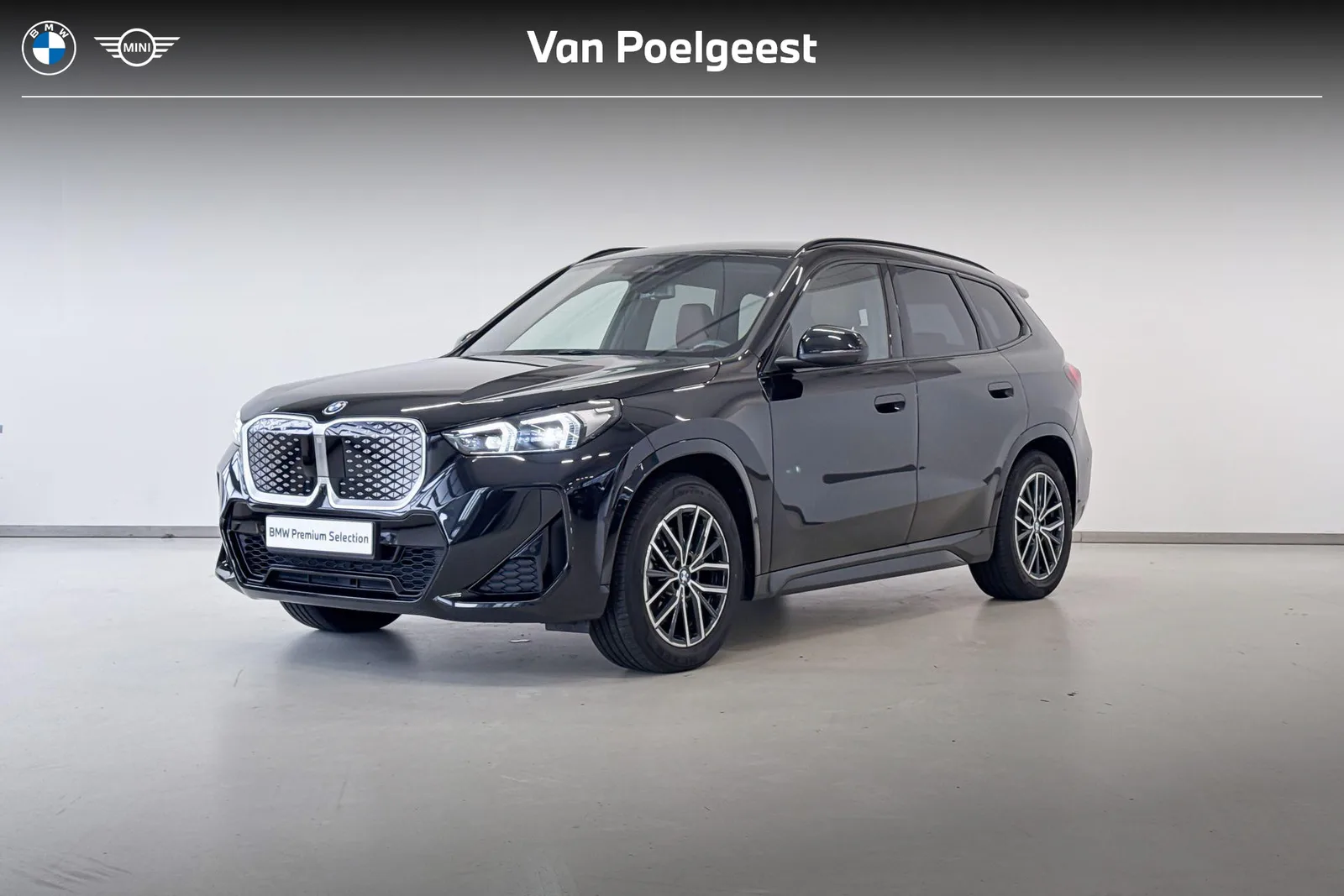 BMW iX1 (2026) — foto 1