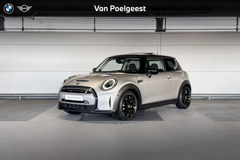 MINI Cooper (2023)