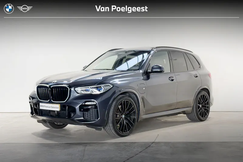 BMW X5 (2021)