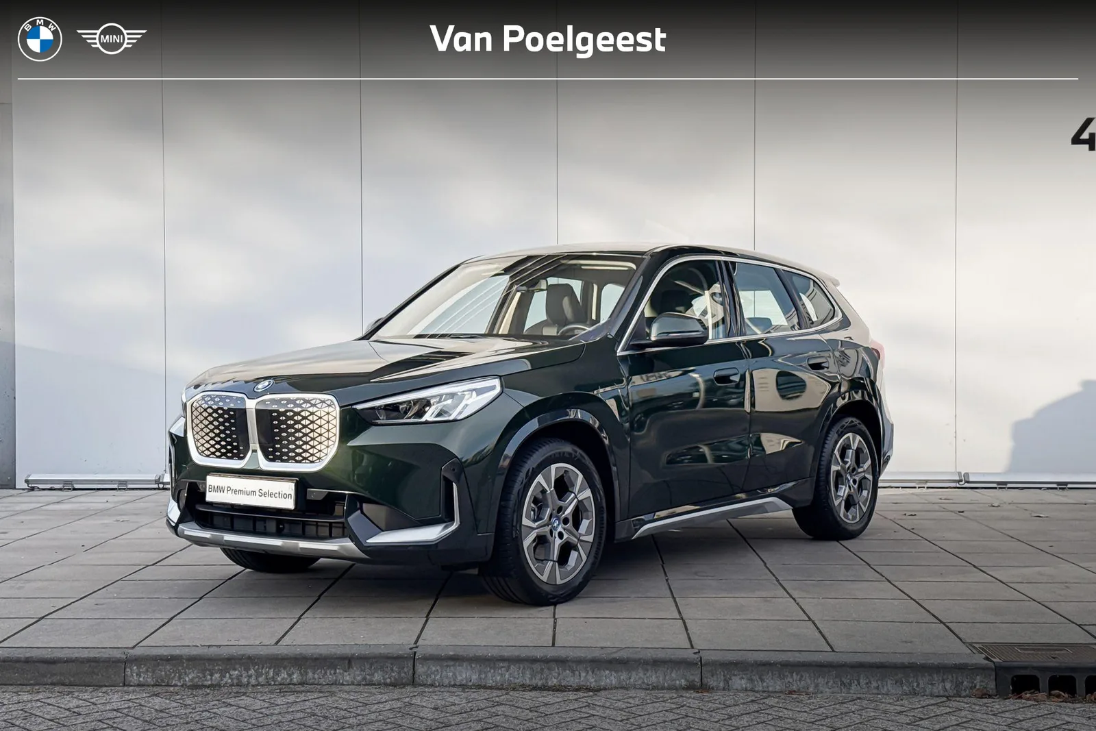 BMW iX1 (2024) — foto 1