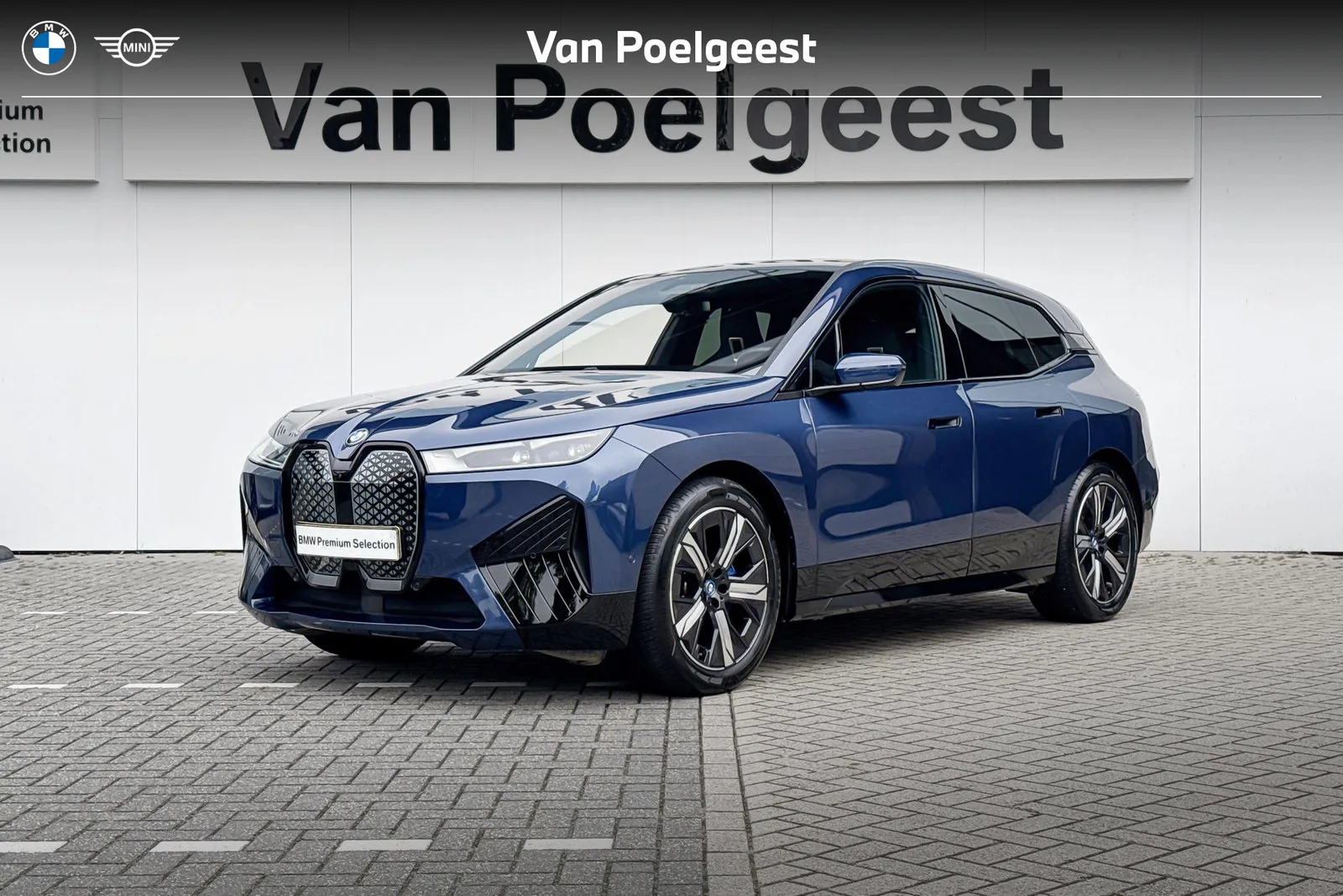 BMW iX (2022) — foto 1