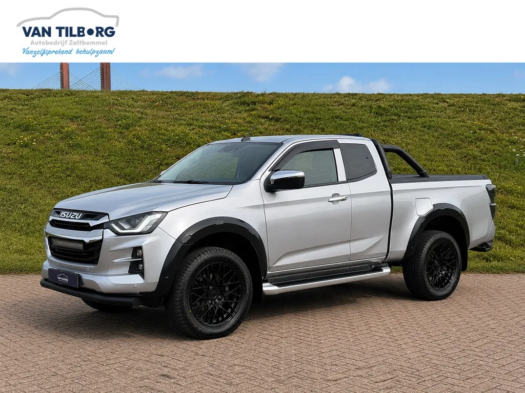 Isuzu D-Max (2024) — foto 1