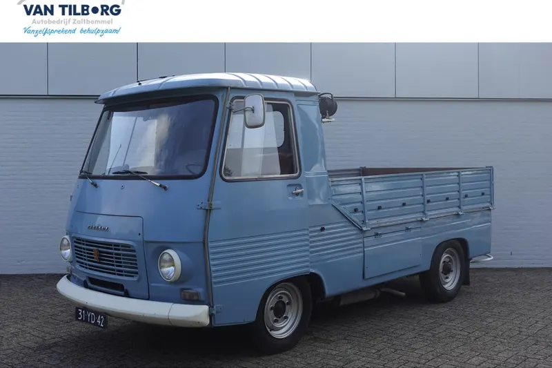 Peugeot J7 (1974)
