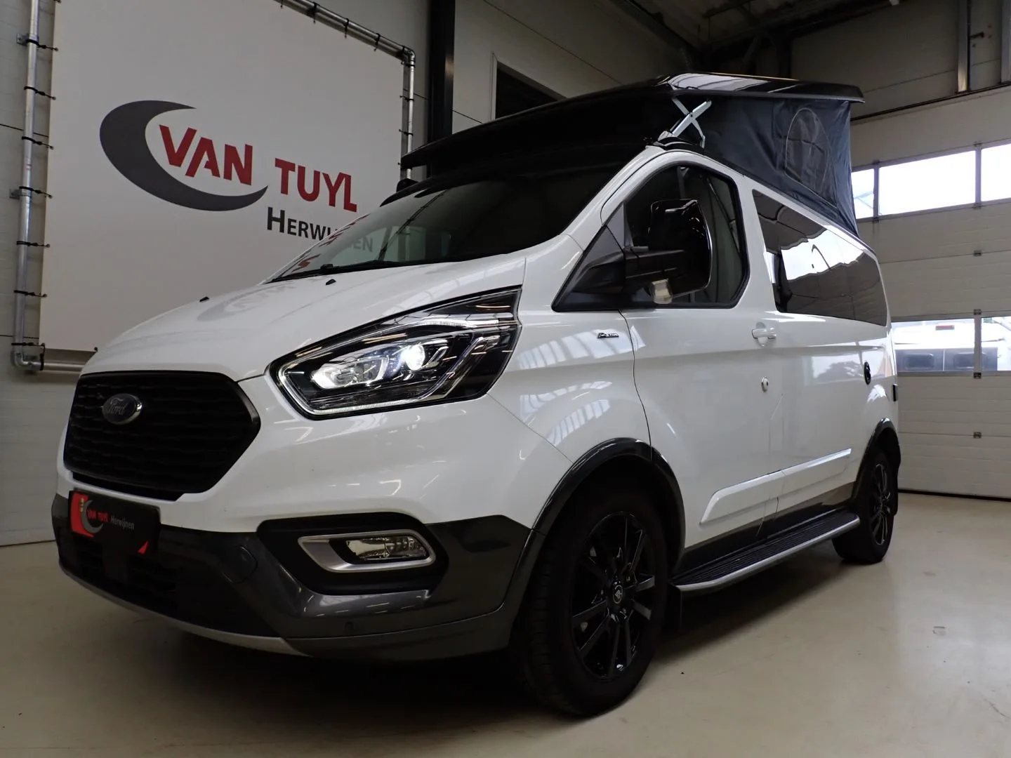 Ford Westfalia (2023) — foto 1