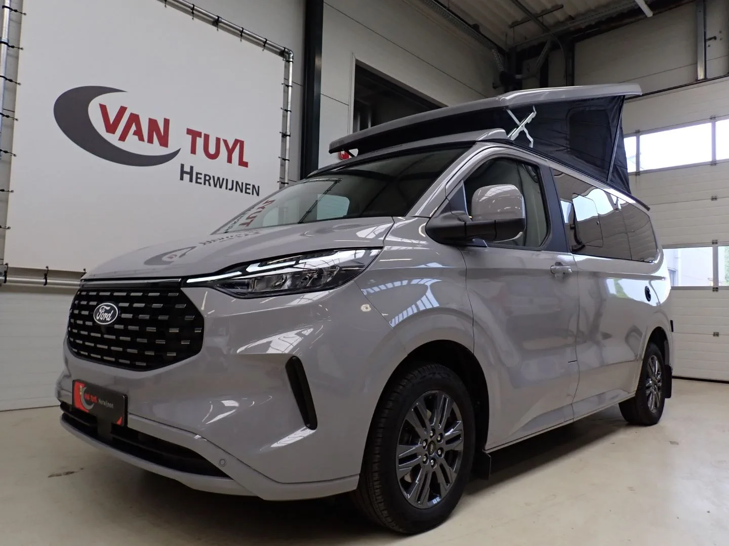 Ford Westfalia (2026) — foto 1