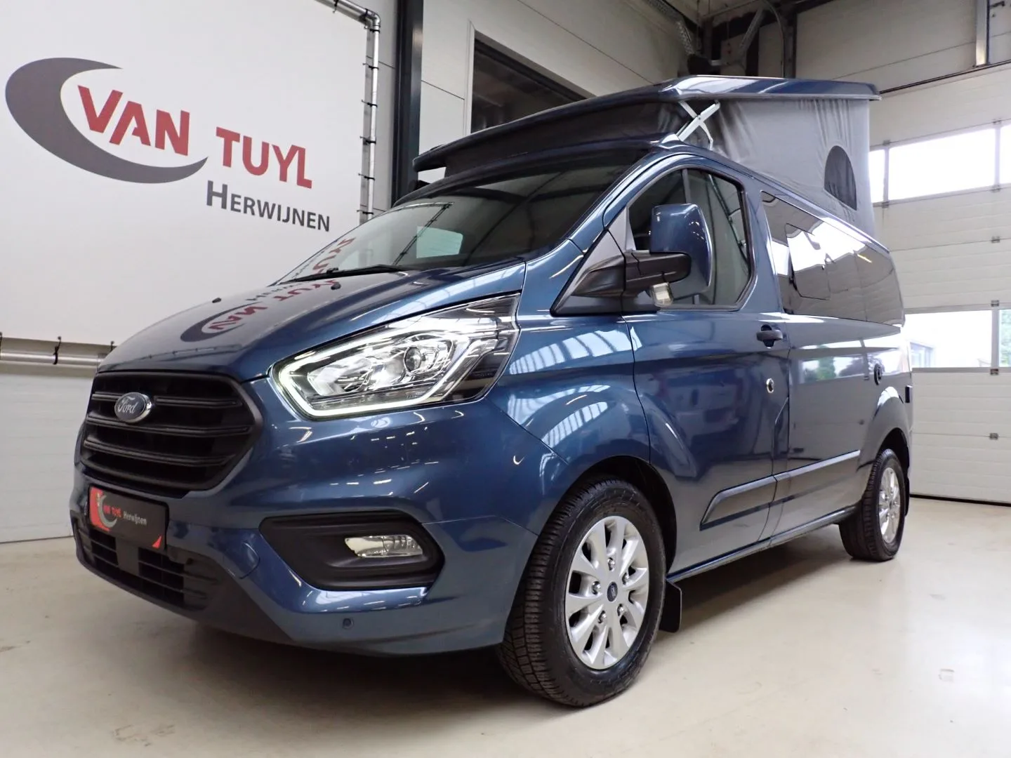 Ford Westfalia (2021) — foto 1