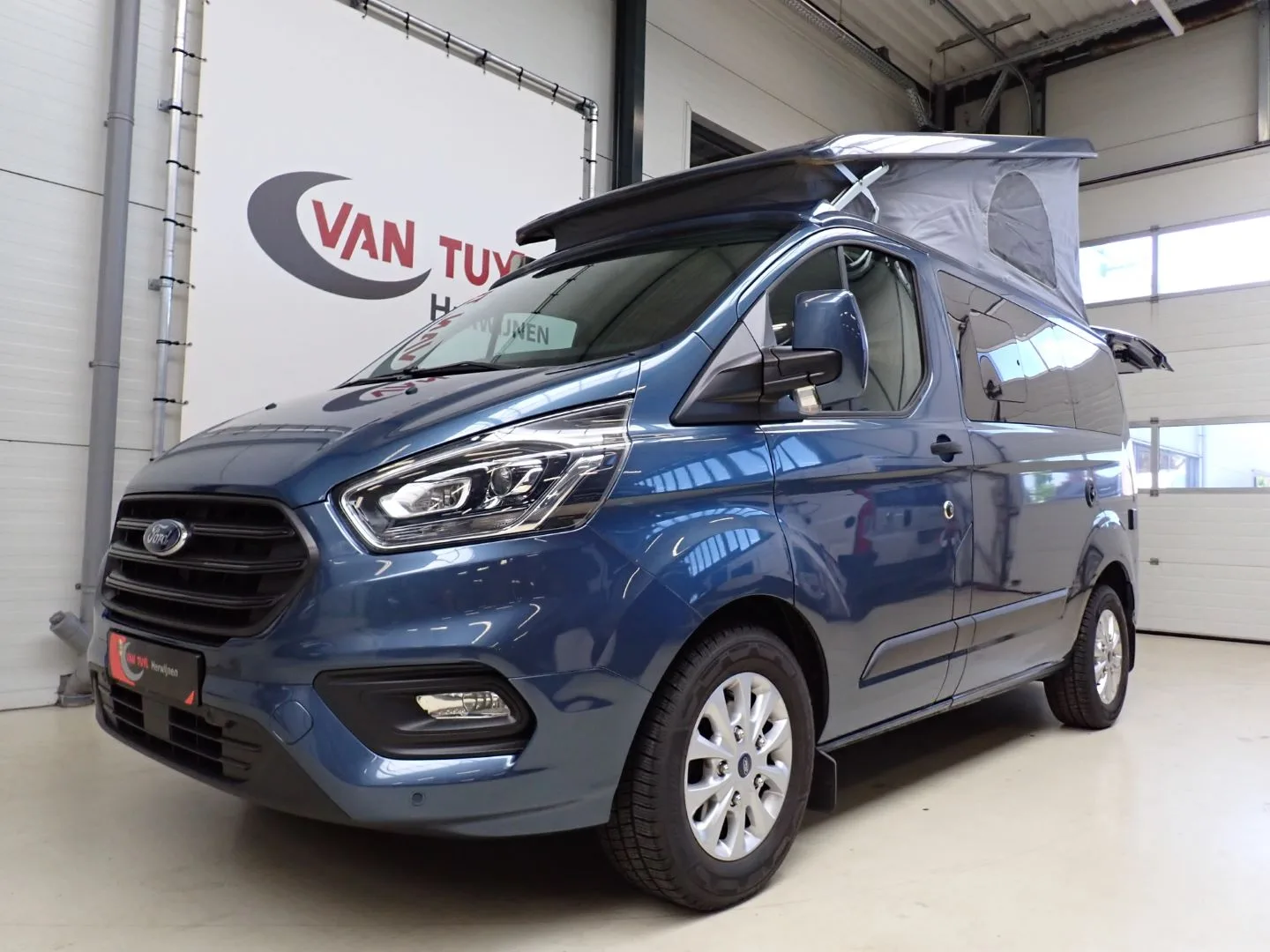 Ford Westfalia (2021) — foto 1