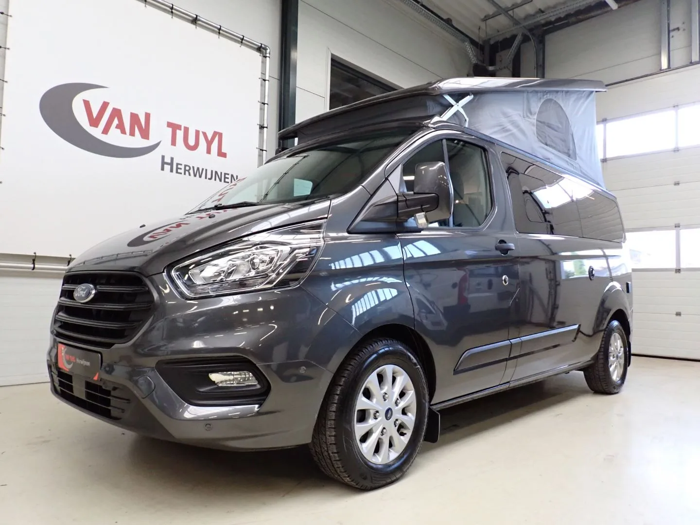Ford Westfalia (2023) — foto 1