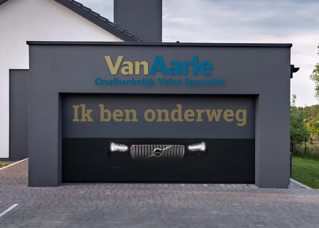 Volvo XC40 (2023) — foto 1