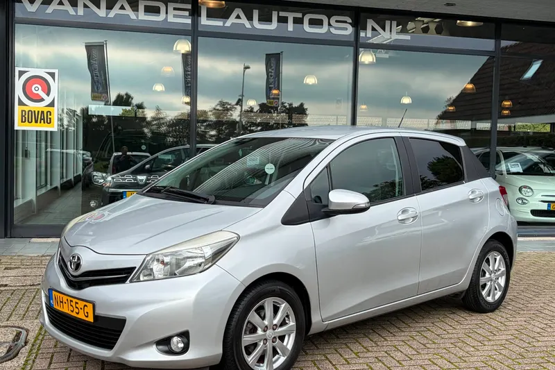 Toyota Yaris (2013)