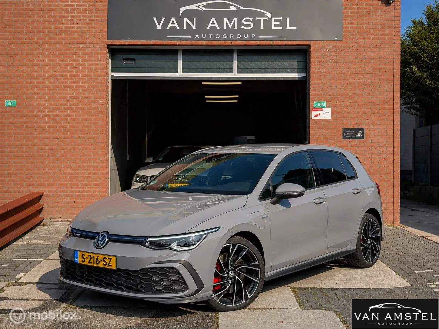 Volkswagen Golf (2020) — foto 1