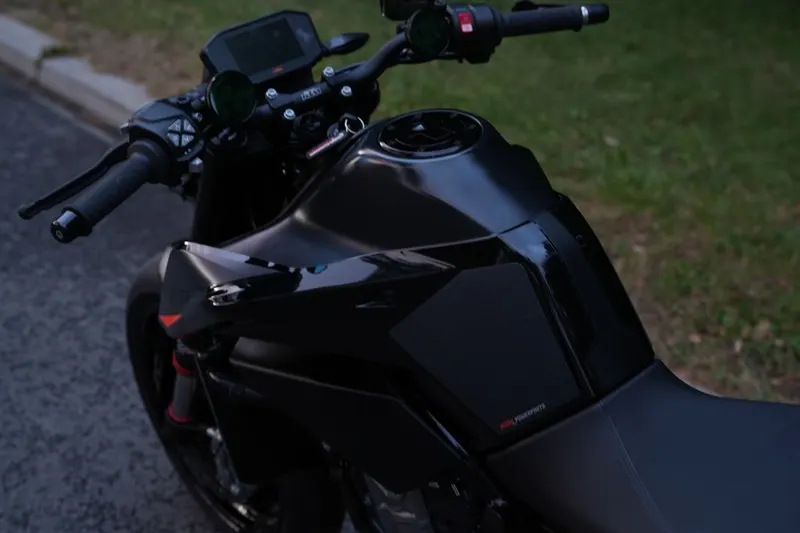 KTM 890 Duke (2022)