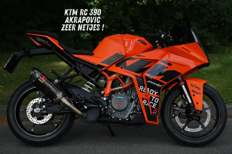 KTM RC 390 (2023)