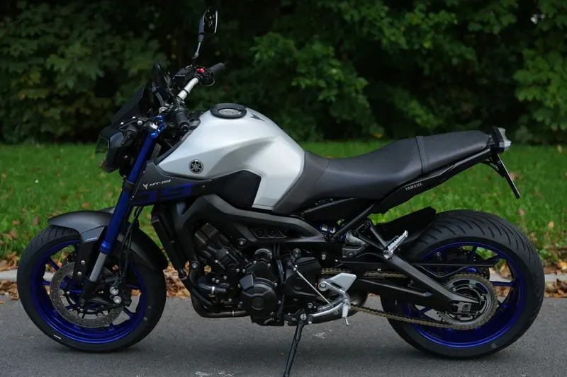 Yamaha MT-09 (2016)