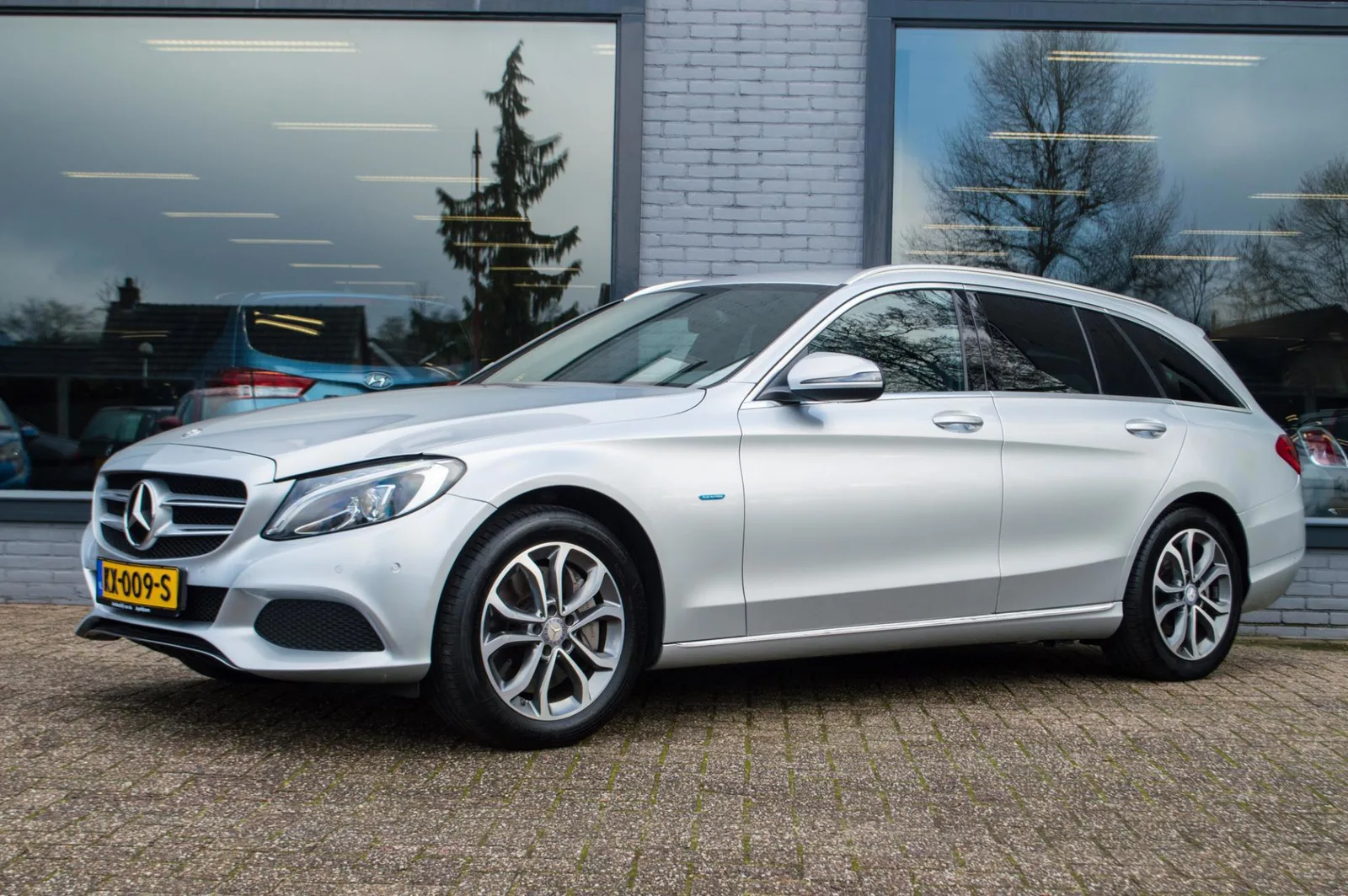 Mercedes-Benz C-Klasse (2016) — foto 1