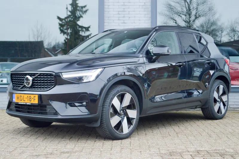 Volvo XC40 (2022)