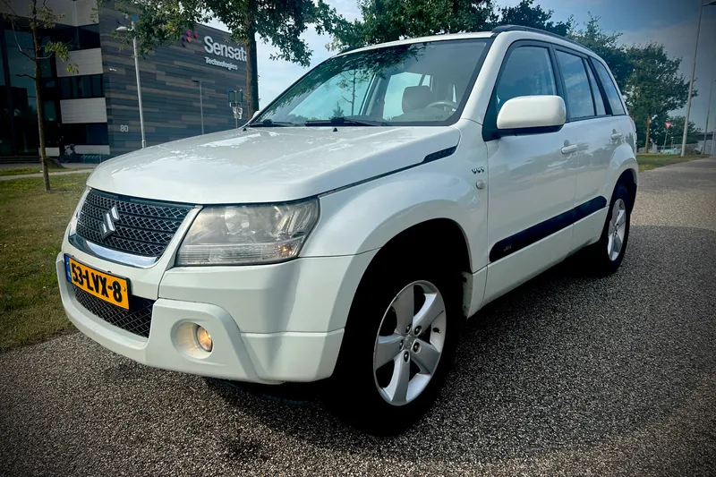 Suzuki Grand Vitara (2009)