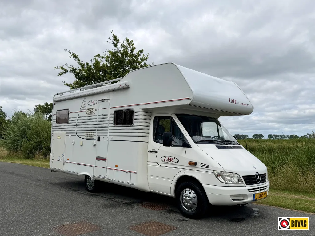 LMC Liberty (2000) — foto 1