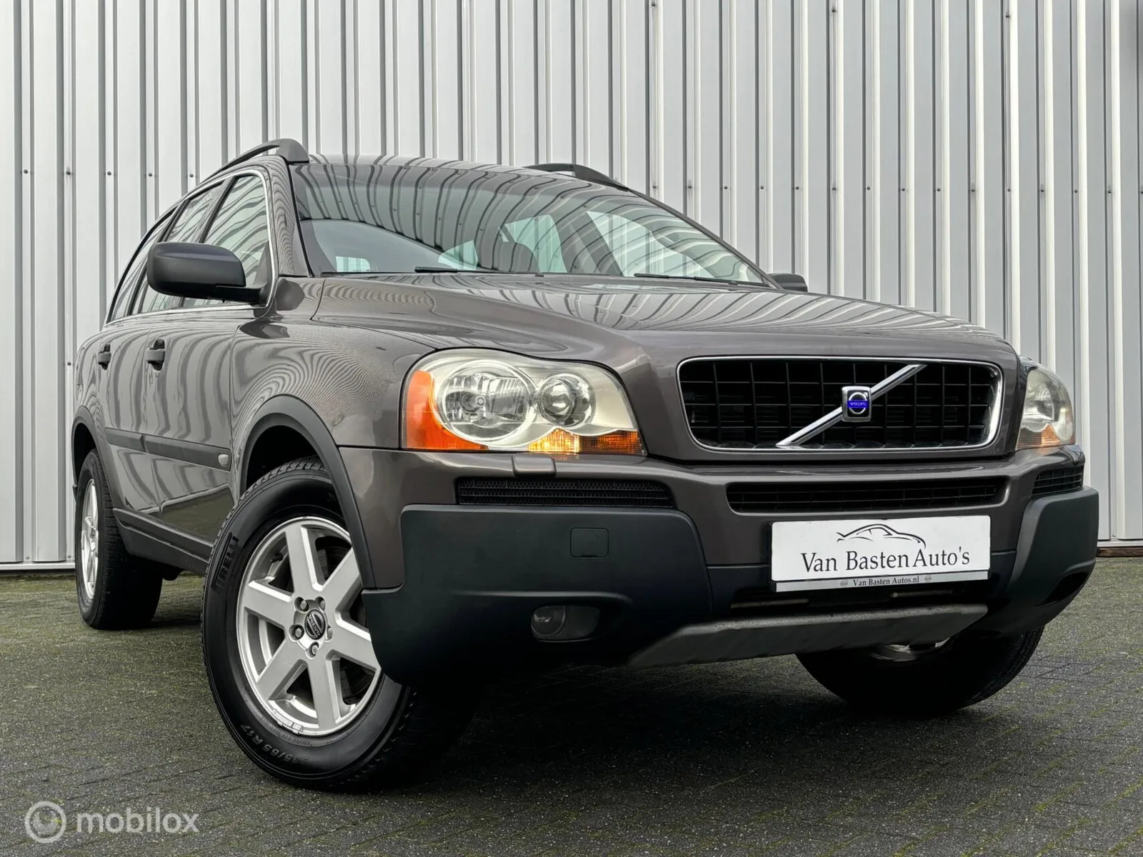 Volvo XC90 (2006) — foto 1