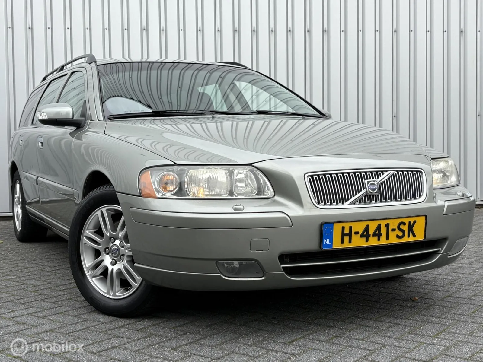 Volvo V70 (2008) — foto 1